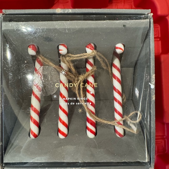 Candy Cane Napkin Rings - Picture 4 of 5